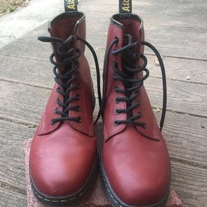 Unisex Dr. Martens Newton boots in cherry red